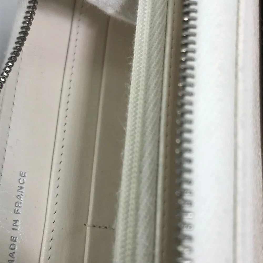 CHANEL A50097 Matelasse CC CC Mark Zip Around Quilted Wallet Long Wallet White
